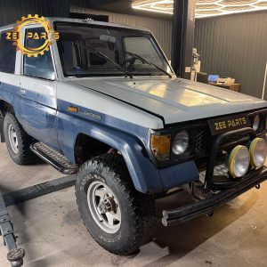 TOYOTA LAND CRUISER LJ70